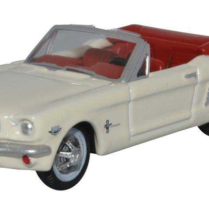 OXD-87MU65005, 1965 Ford Mustang Convertible - Assembled - Wimbledon White - HO Scale