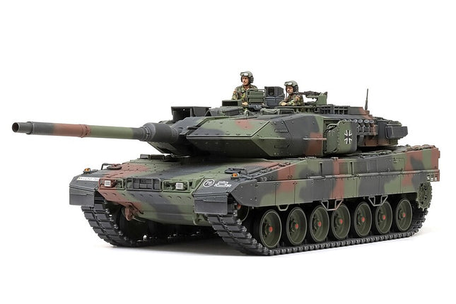 TAM35387, Tamiya 1/35 Scale Leopard 2 A7V German Main Battle Tank