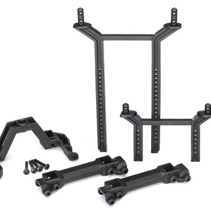 TRA8215, Body mounts & posts, front & rear (complete set)