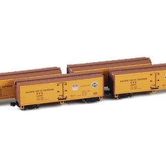 AZL 900801-3 40' PFE Wooden Reefer Set UP/SP Logo On Both Sides #60013, 60014, 60041, 60043 - Caloosa Trains And Hobbies