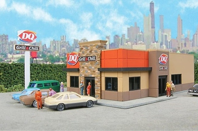 DQ Grill & Chill(R) Kit N Scale
