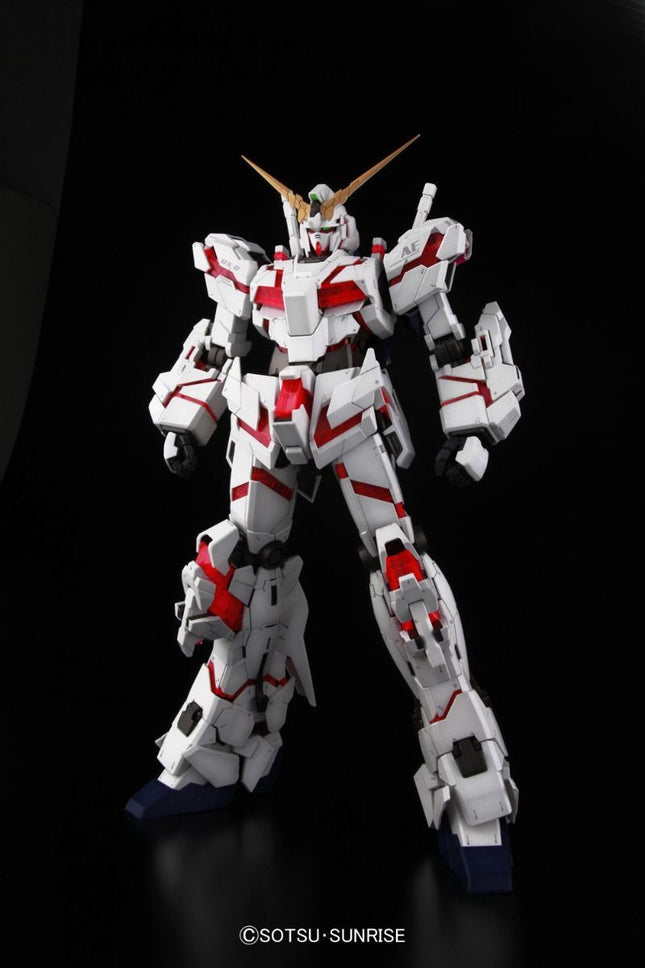 BAN194365, RX-0 Unicorn Gundam PG Model Kit, from Gundam UC