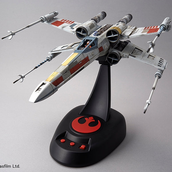 BAN196419, X-Wing Starfighter Moving Edition 1/48 Model Kit, from Star Wars Character Line