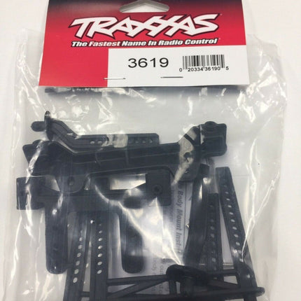 TRA3619, Body mounts, front & rear/ body mount posts, front & rear (adjustable)/ 2.5x18mm screw pins (4)