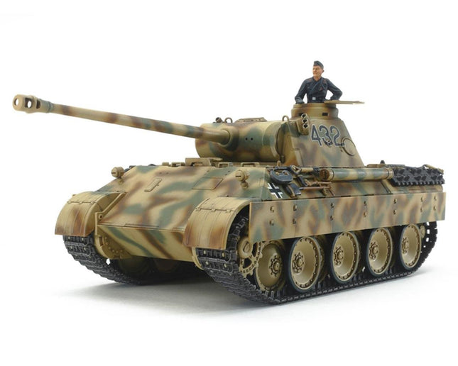 TAM32597, Tamiya 1/48 German Panther Ausf.D Model Tank Kit