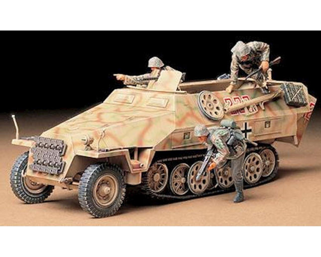 TAM35195, Tamiya 1/35 German Military SD.KFZ. 251/1 AUSF.D Model Kit